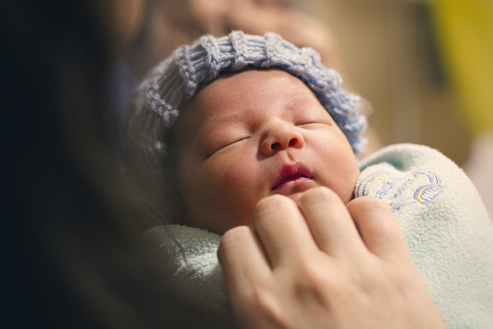The golden rules when visiting a newborn